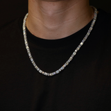 5 mm ronde tennisketting met smaragdgeslepen slijpvorm (witgoud)