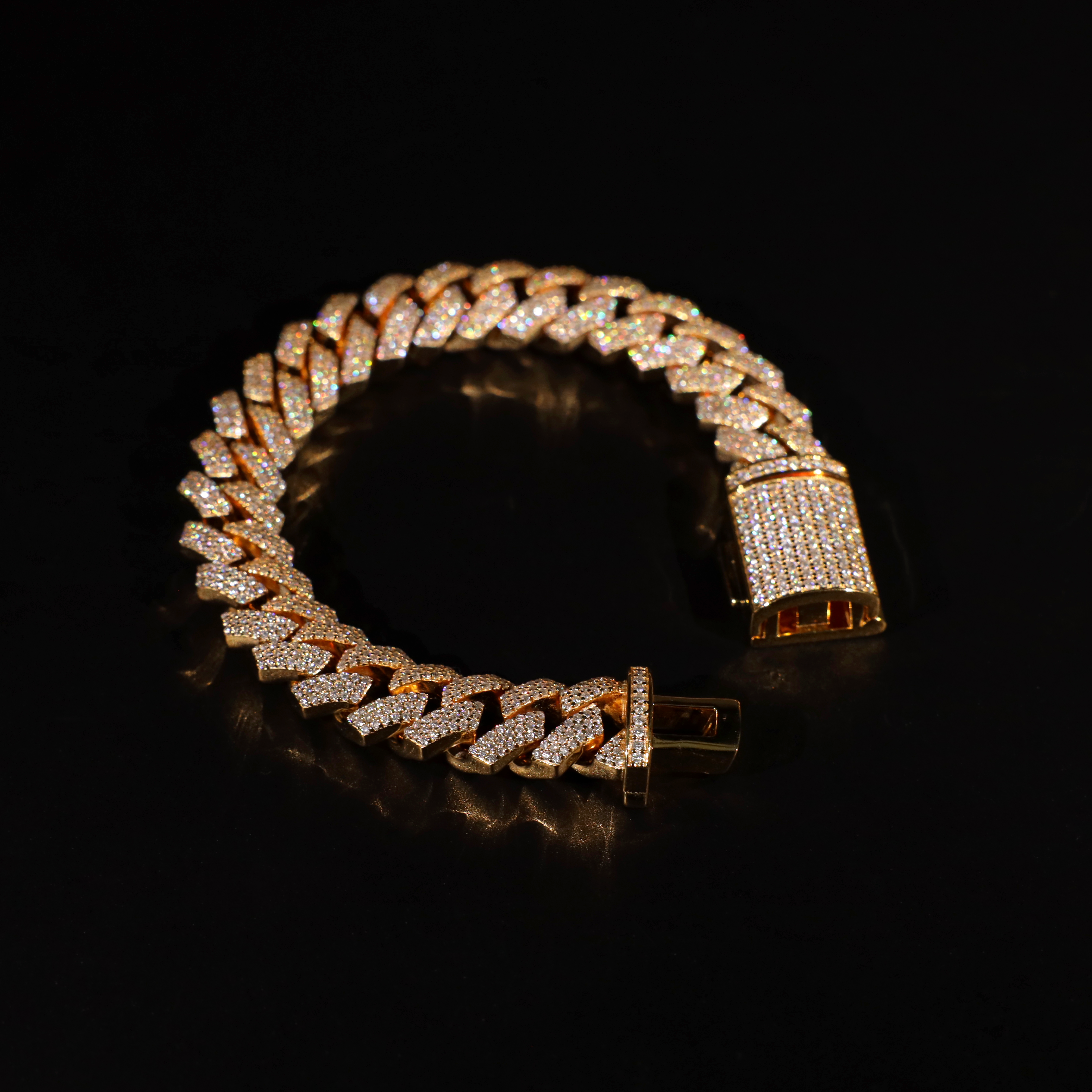 Prong Cuban Link Bracelet, 12mm Prong Cuban Link Bracelet (Gold)