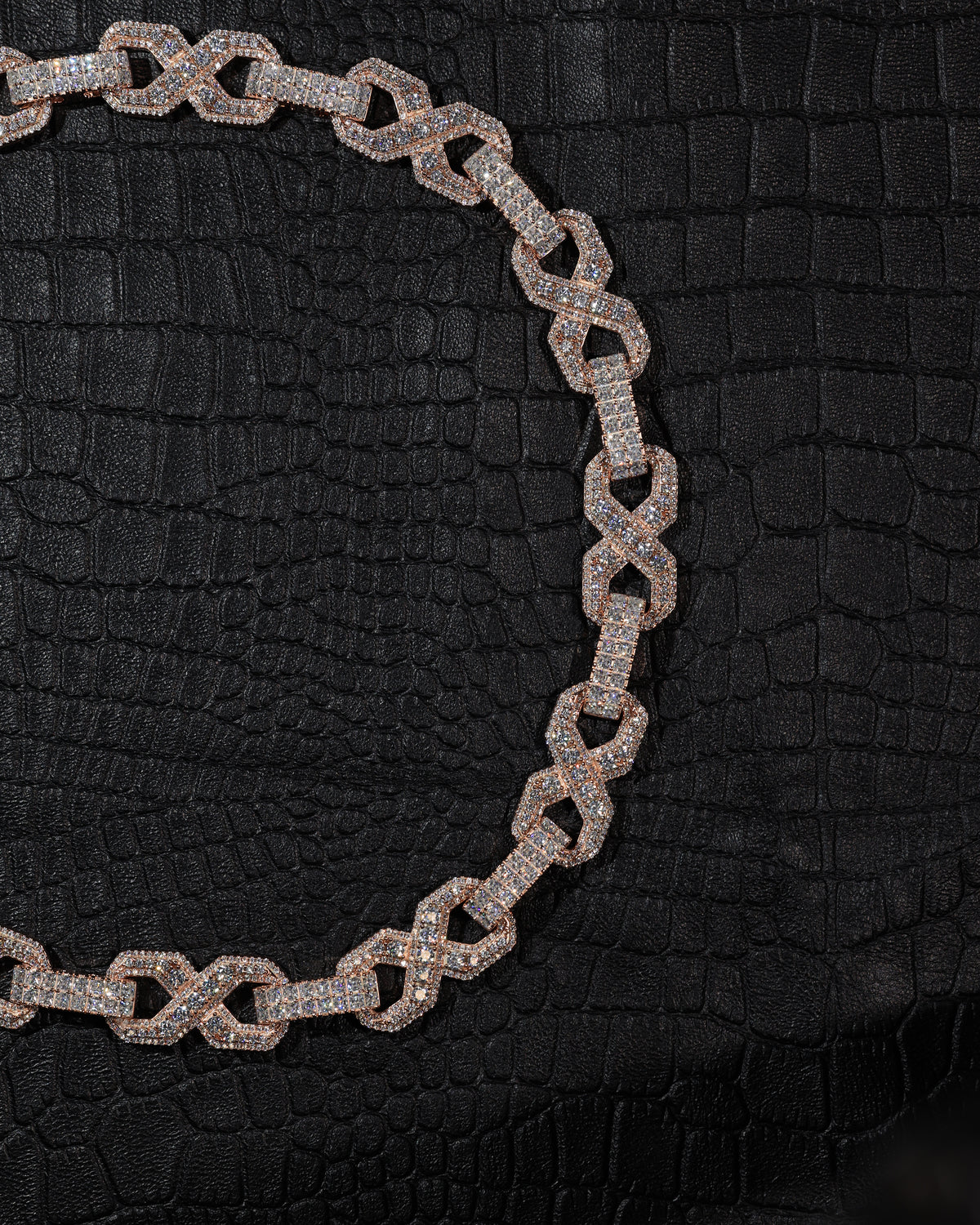 16mm Infinity Link Diamond Chain in rose gold — editorial detail