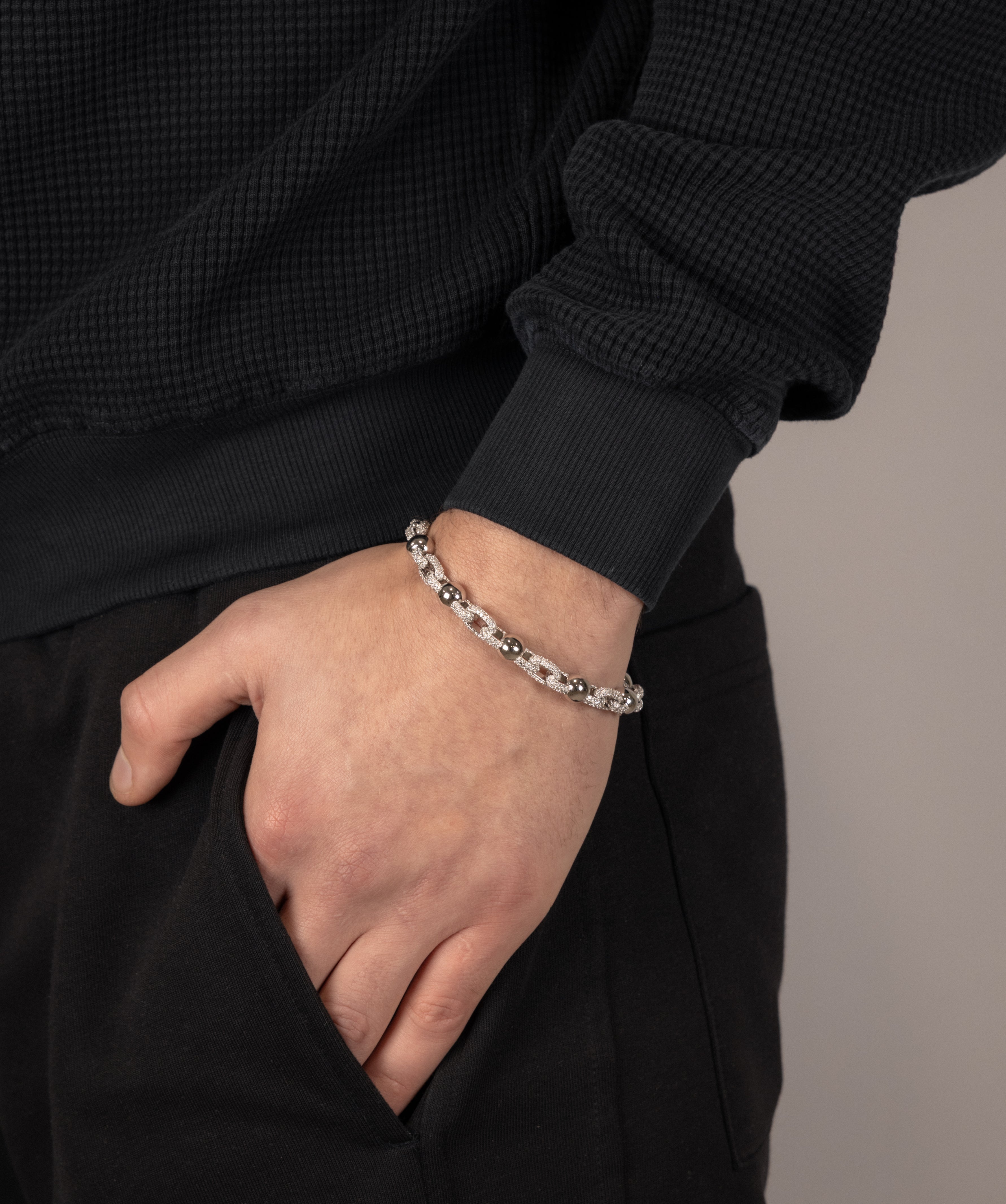 Half-Set Ball Bracelet — White Gold view 2 | colour:white
