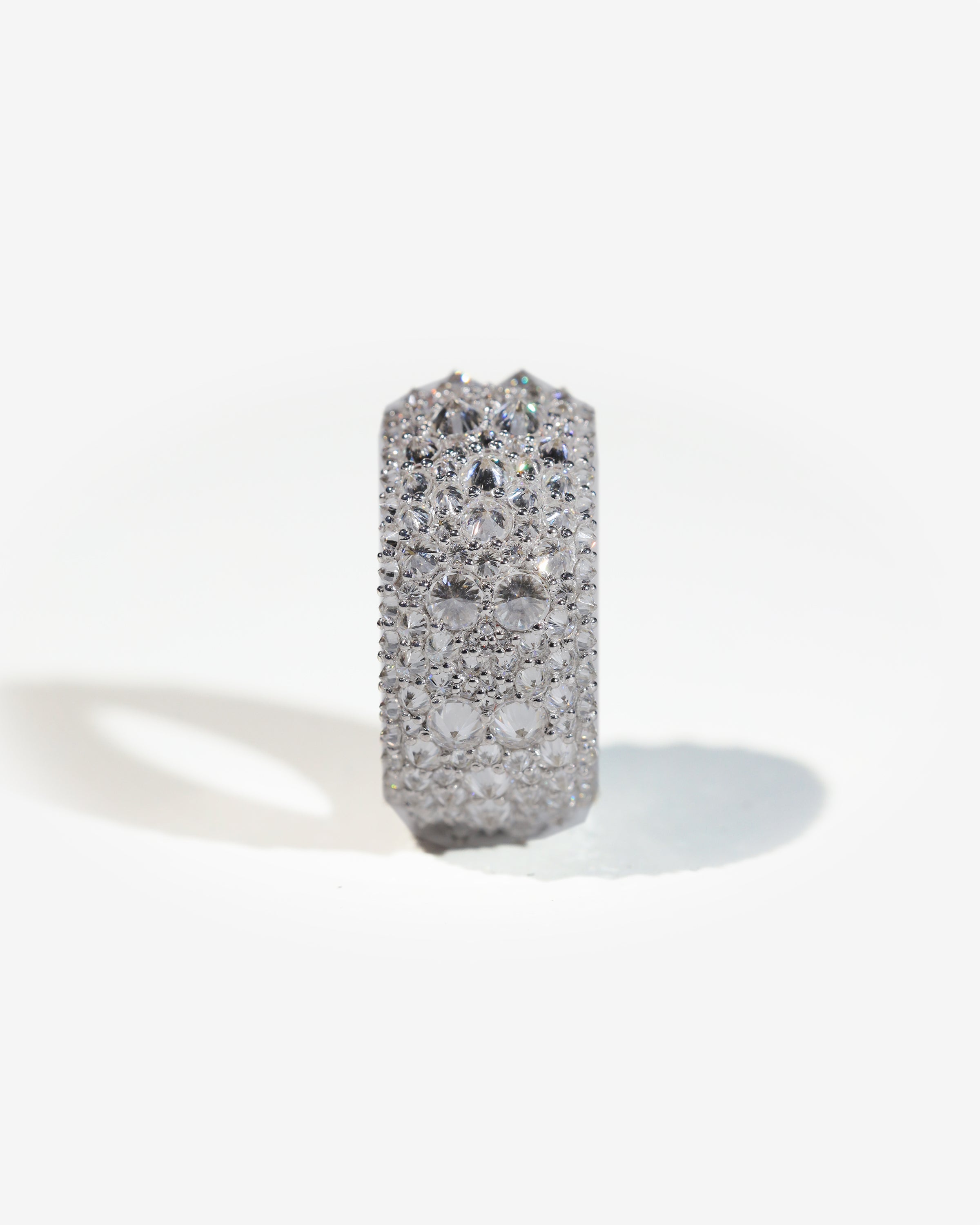 The Inverted Diamond Band in white metal — inverted diamond detail