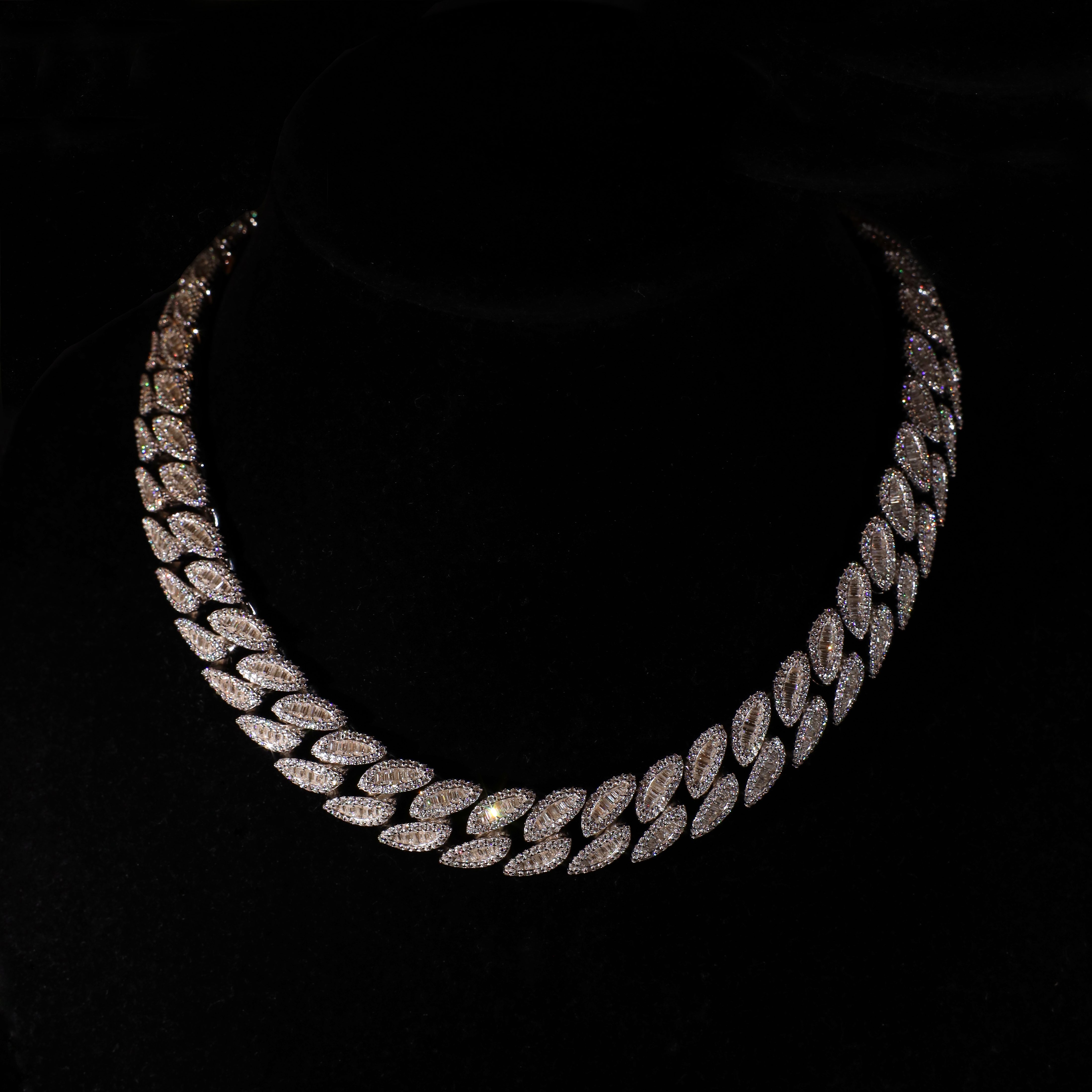 Unisex Cuban link Chain